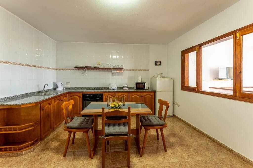 Appartamento Marea Alta La Santa Esterno foto